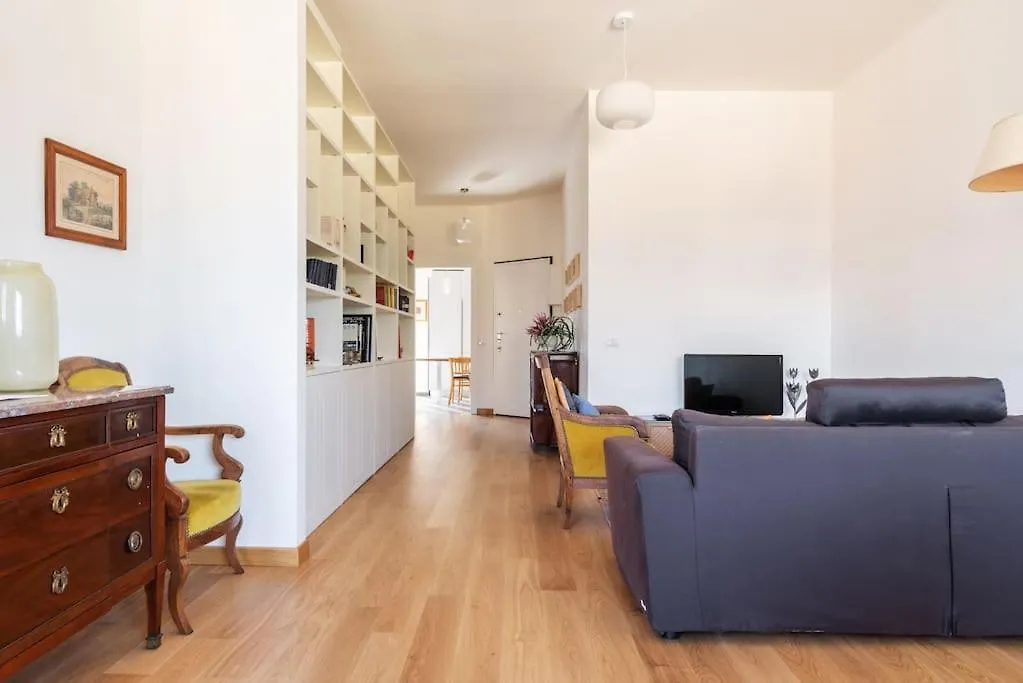 Elegante Bilocale San Calocero Apartment Milan